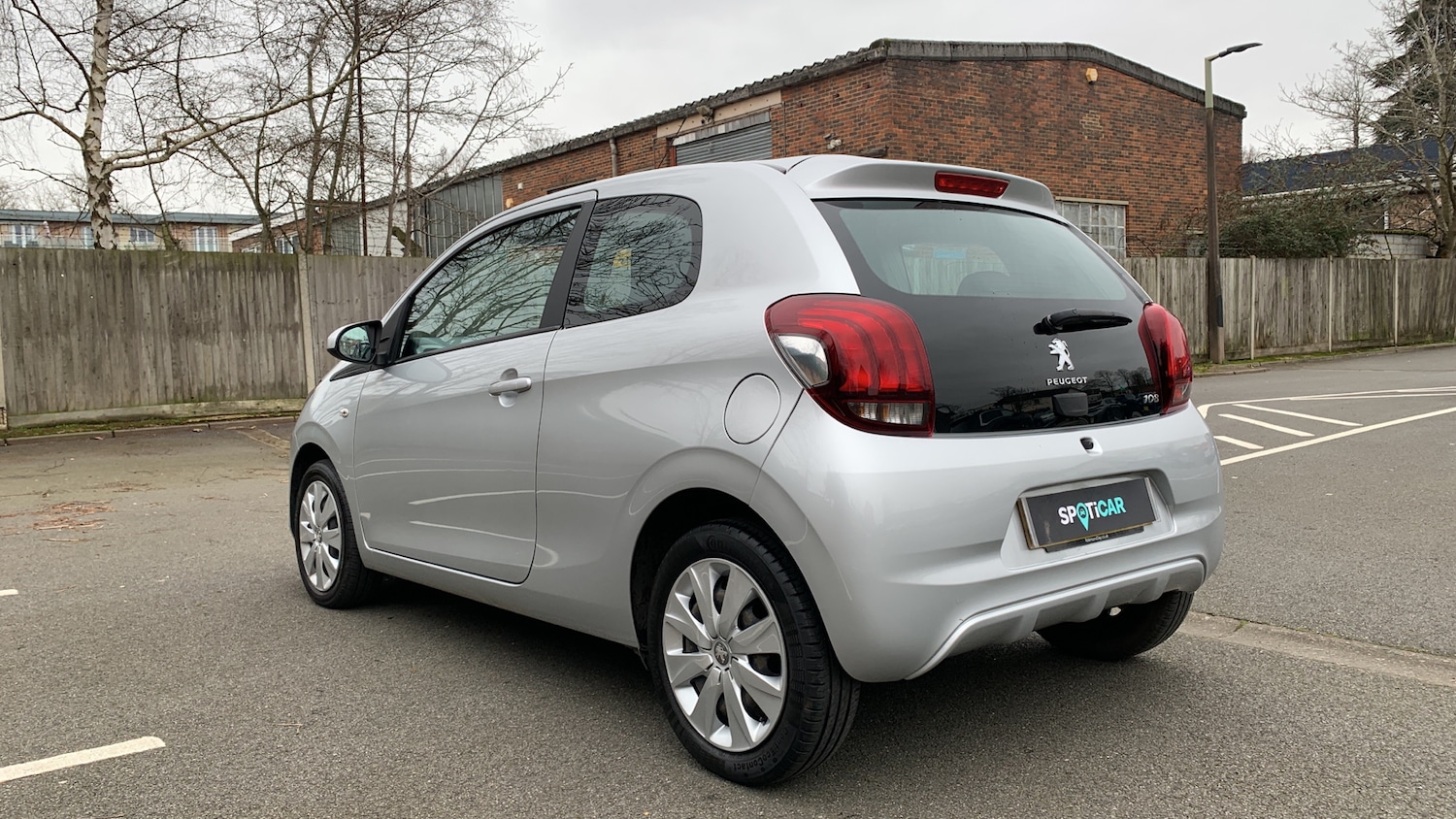 Used Peugeot 108 2016 for sale - 77613606: Photo 5