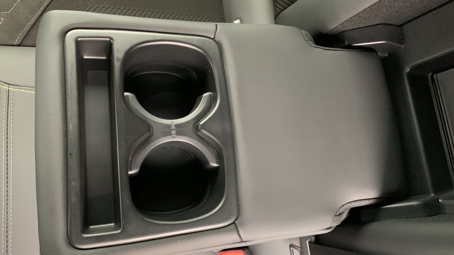 Used Peugeot 408 2024 for sale - 76608954: Photo 59