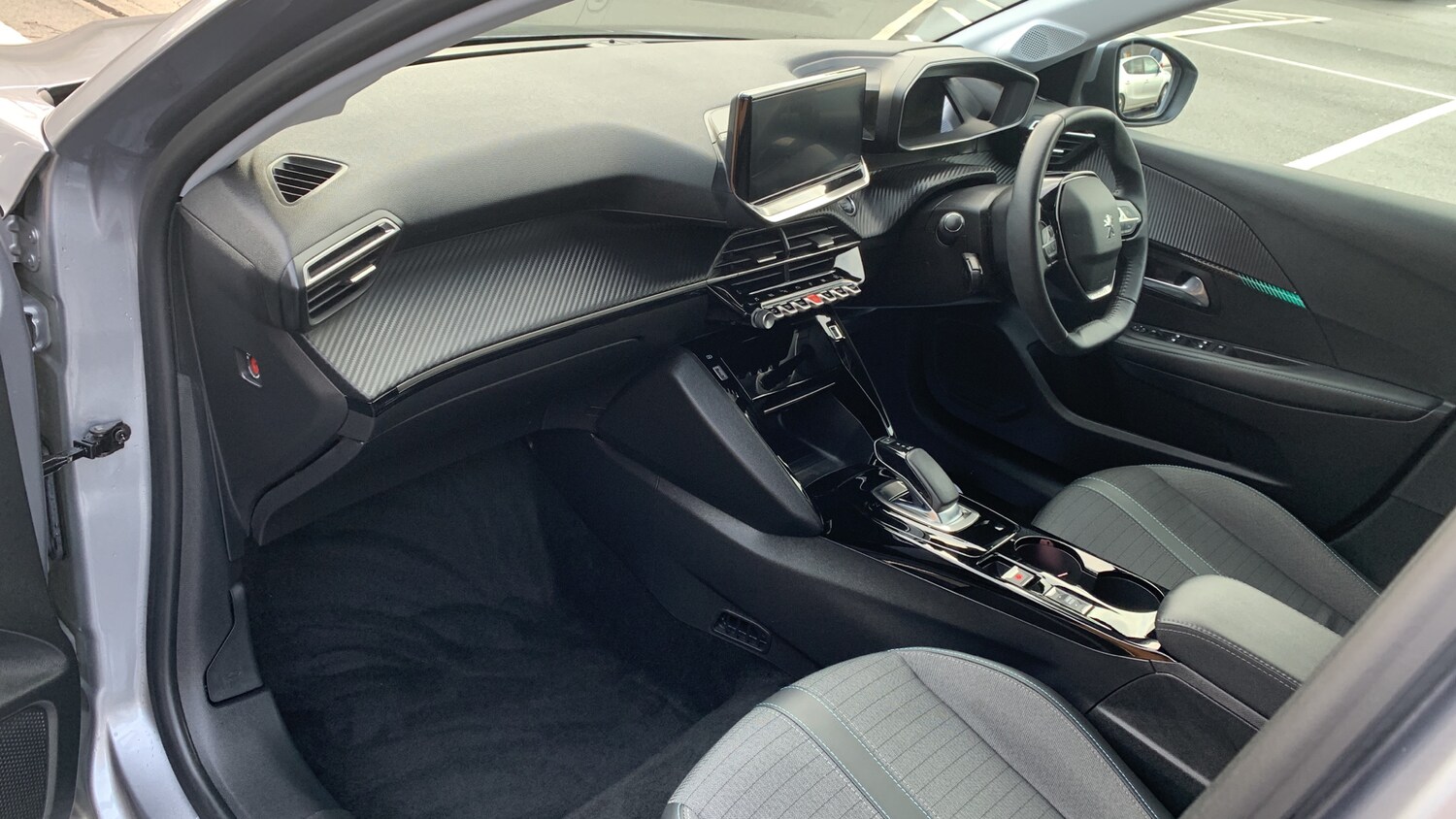 Used Peugeot 208 2021 for sale - 77551289: Photo 12