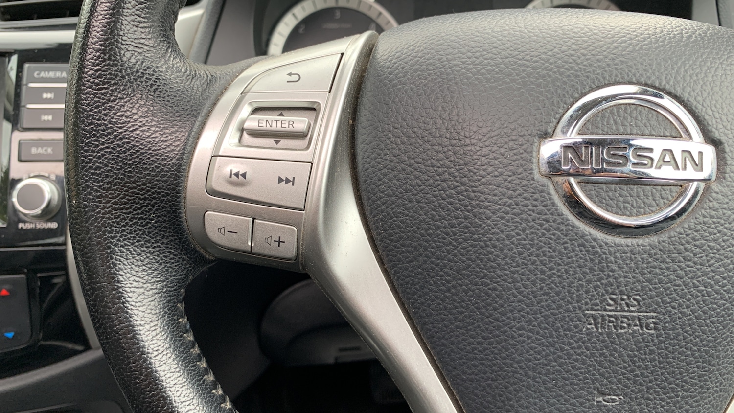 Used Nissan Navara 2021 for sale - 76458420: Photo 23