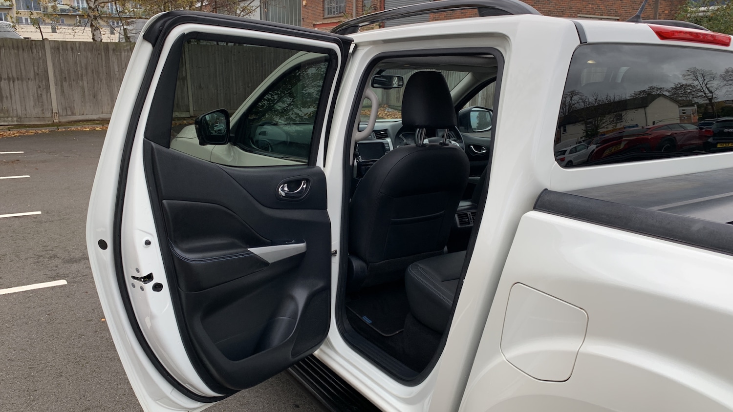 Used Nissan Navara 2021 for sale - 76458420: Photo 45