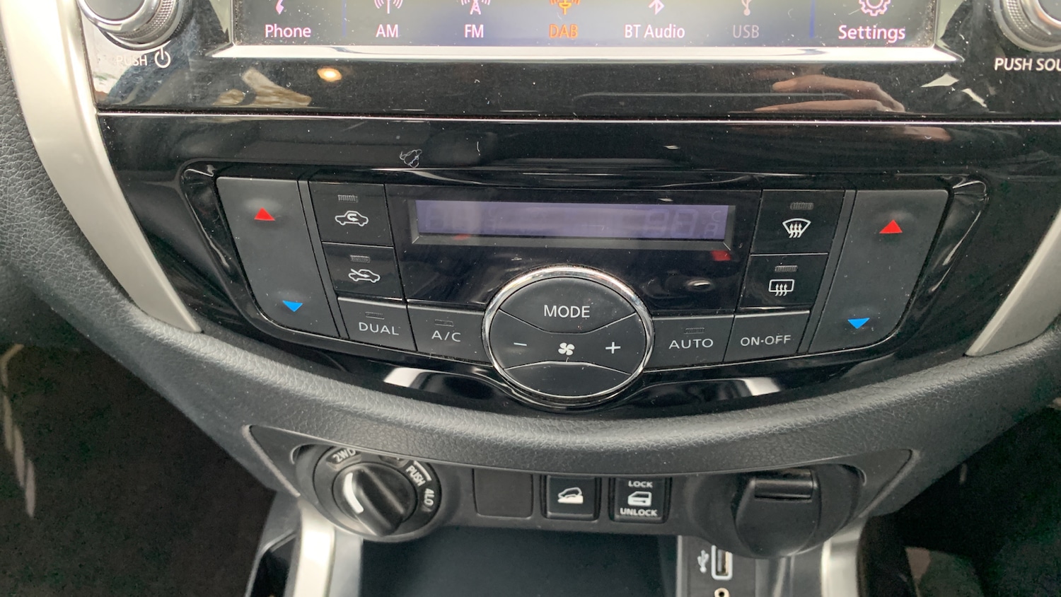 Used Nissan Navara 2021 for sale - 76458420: Photo 55