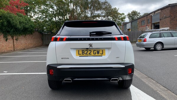 Used Peugeot 2008 2022 for sale - 76180065: Photo 9