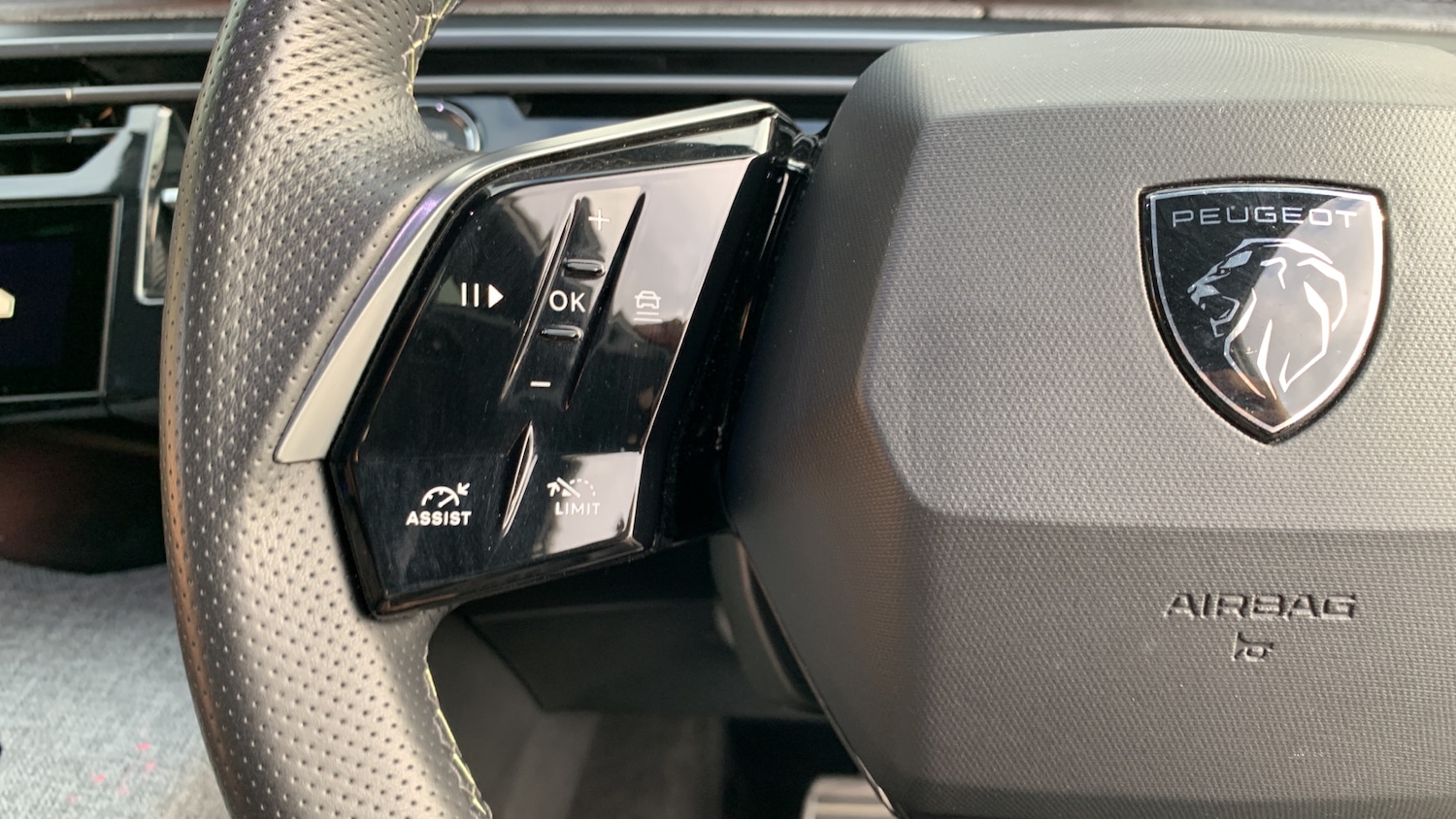 Used Peugeot 3008 2024 for sale - 76359097: Photo 23