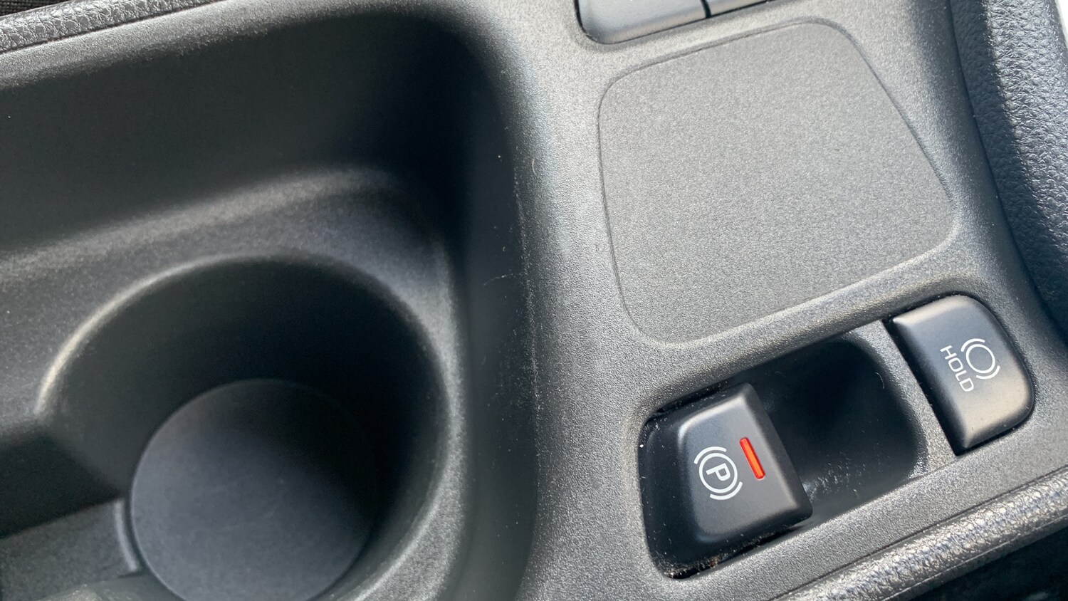 Used Toyota Yaris 2023 for sale - 77647409: Photo 21