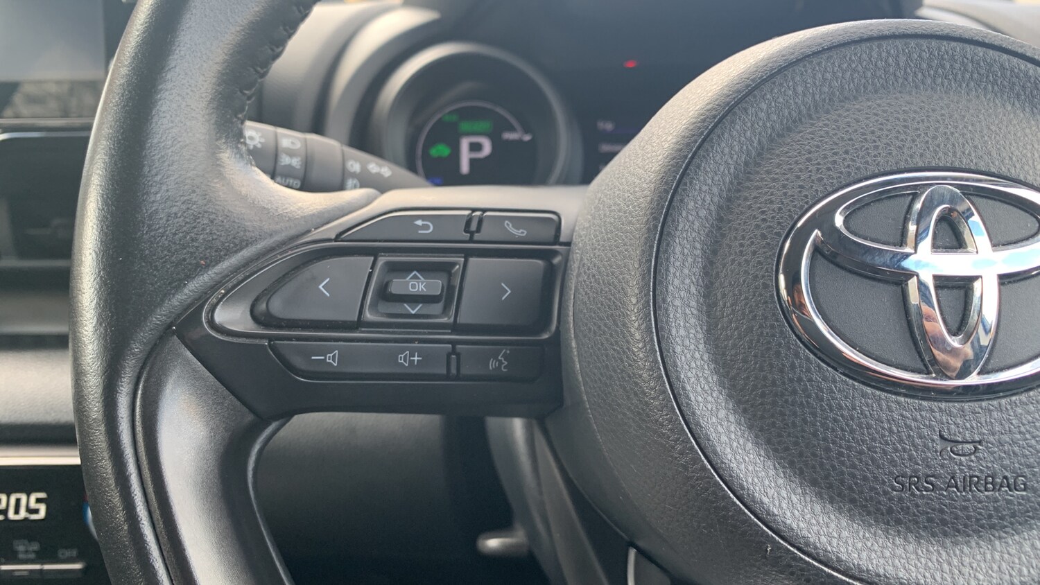 Used Toyota Yaris 2023 for sale - 77647409: Photo 23