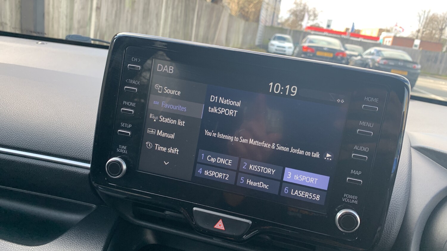 Used Toyota Yaris 2023 for sale - 77647409: Photo 31