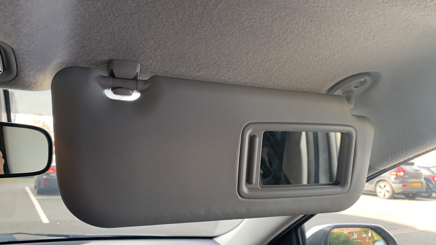 Used Toyota Yaris 2023 for sale - 77647409: Photo 38