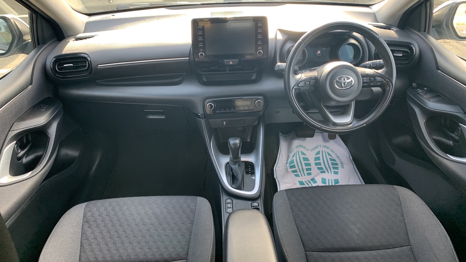 Used Toyota Yaris 2023 for sale - 77647409: Photo 4