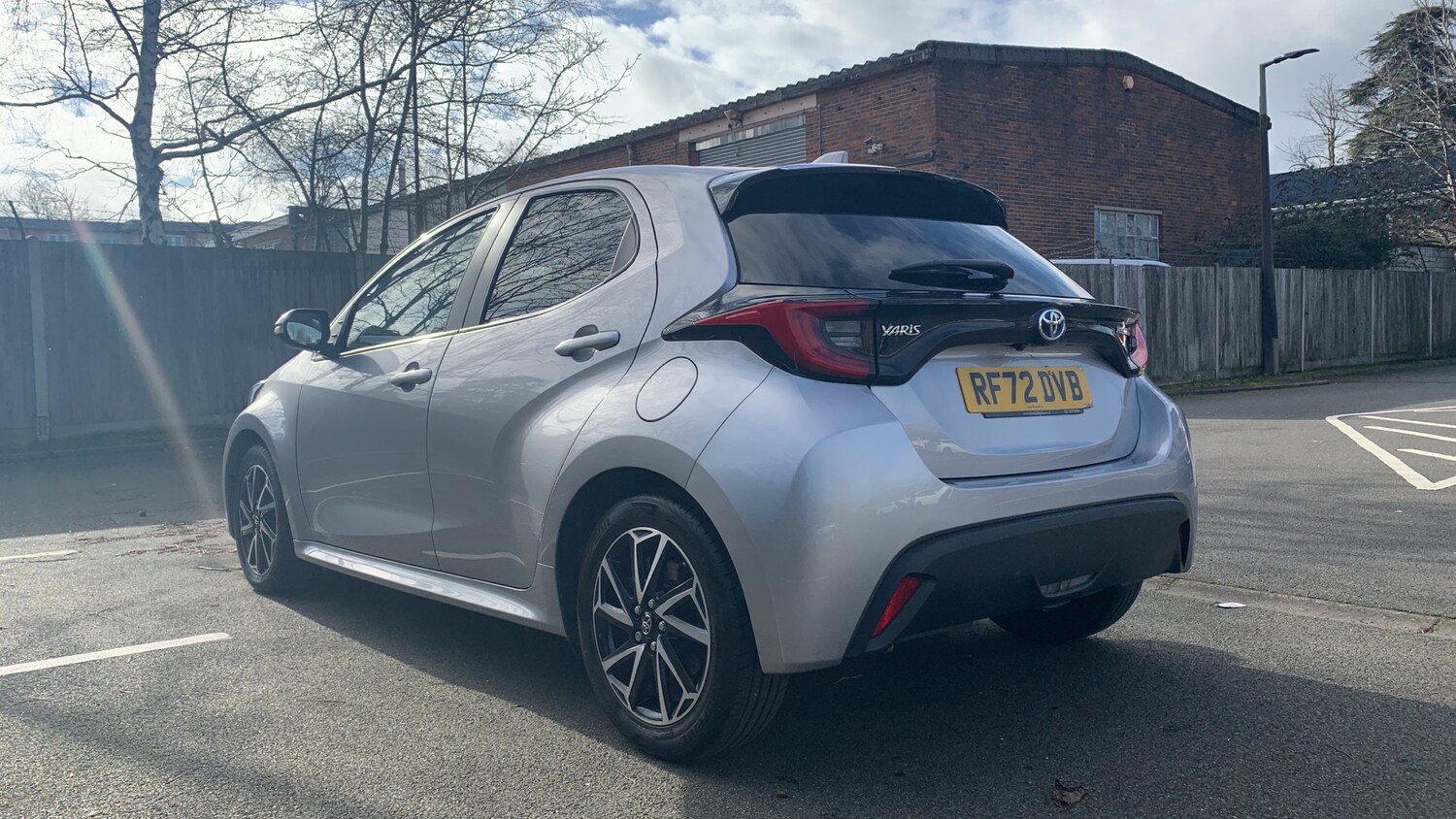 Used Toyota Yaris 2023 for sale - 77647409: Photo 5