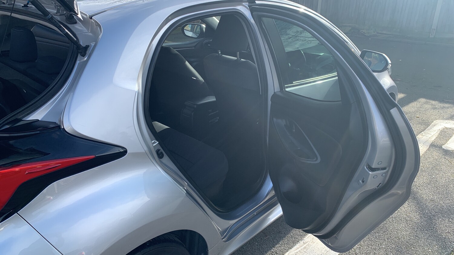 Used Toyota Yaris 2023 for sale - 77647409: Photo 52