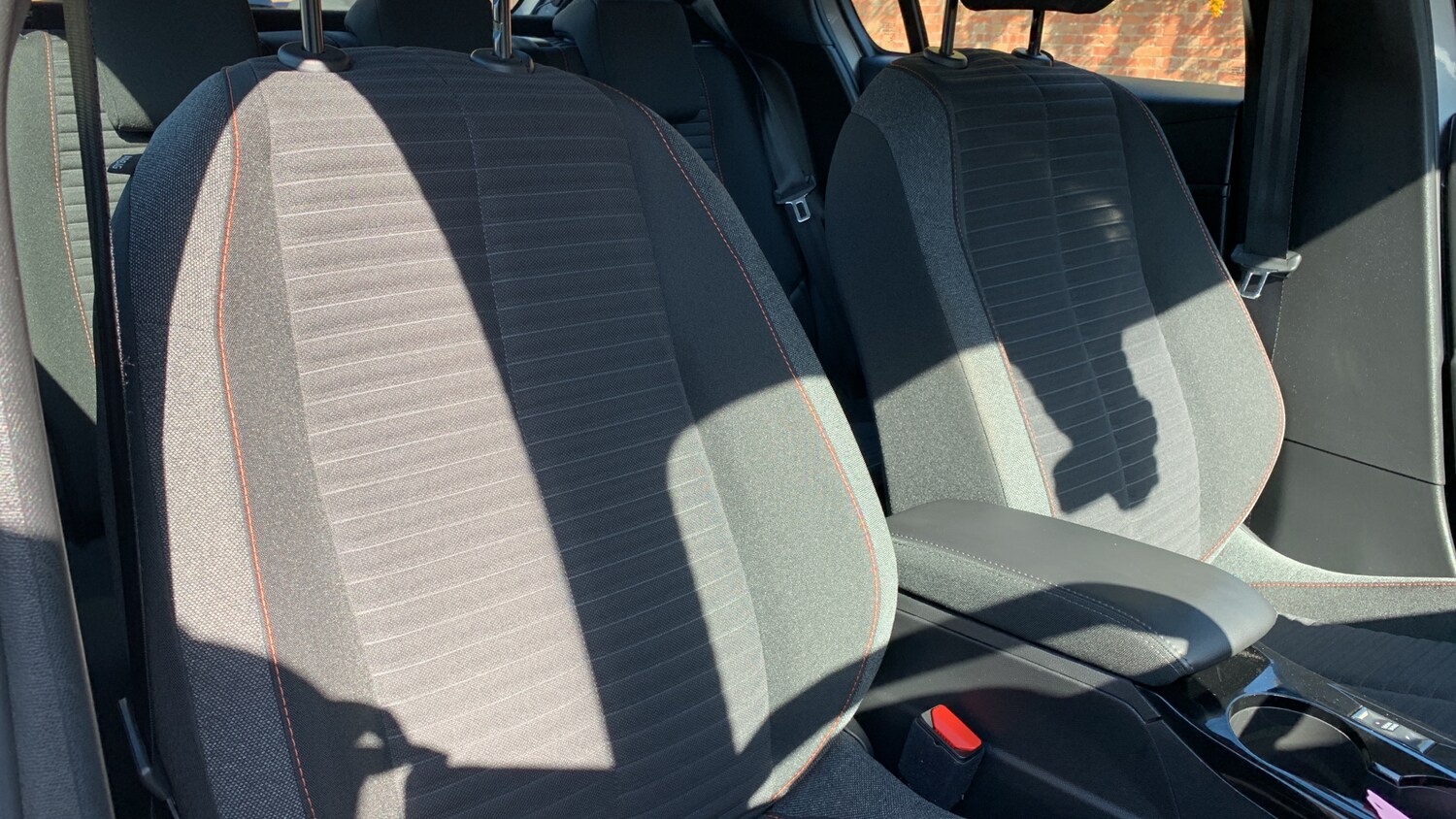 Used Peugeot 208 2022 for sale - 75811429: Photo 42