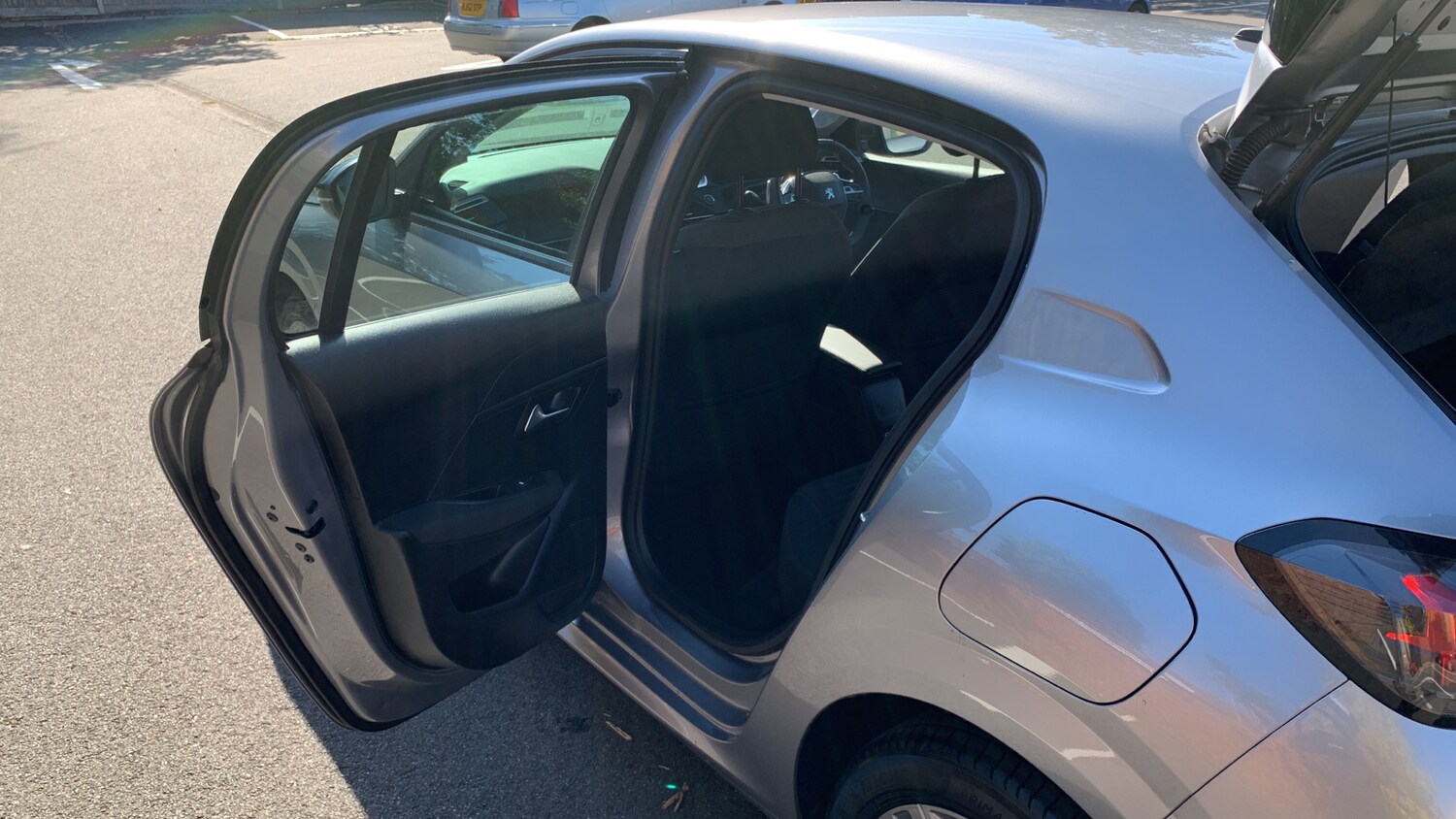 Used Peugeot 208 2022 for sale - 75811429: Photo 53