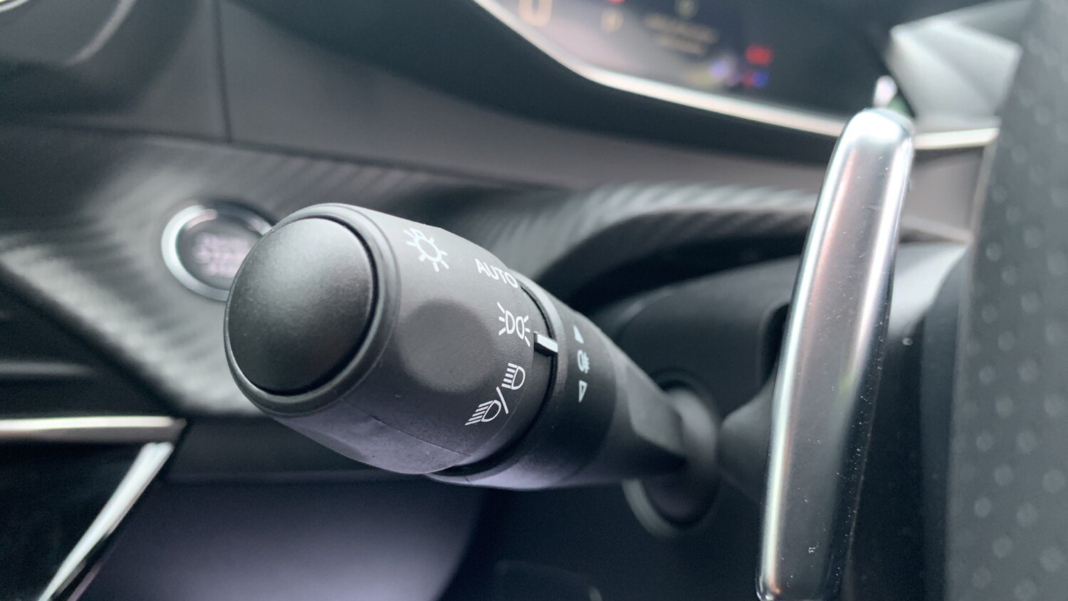 Used Peugeot 2008 2024 for sale - 77176153: Photo 27