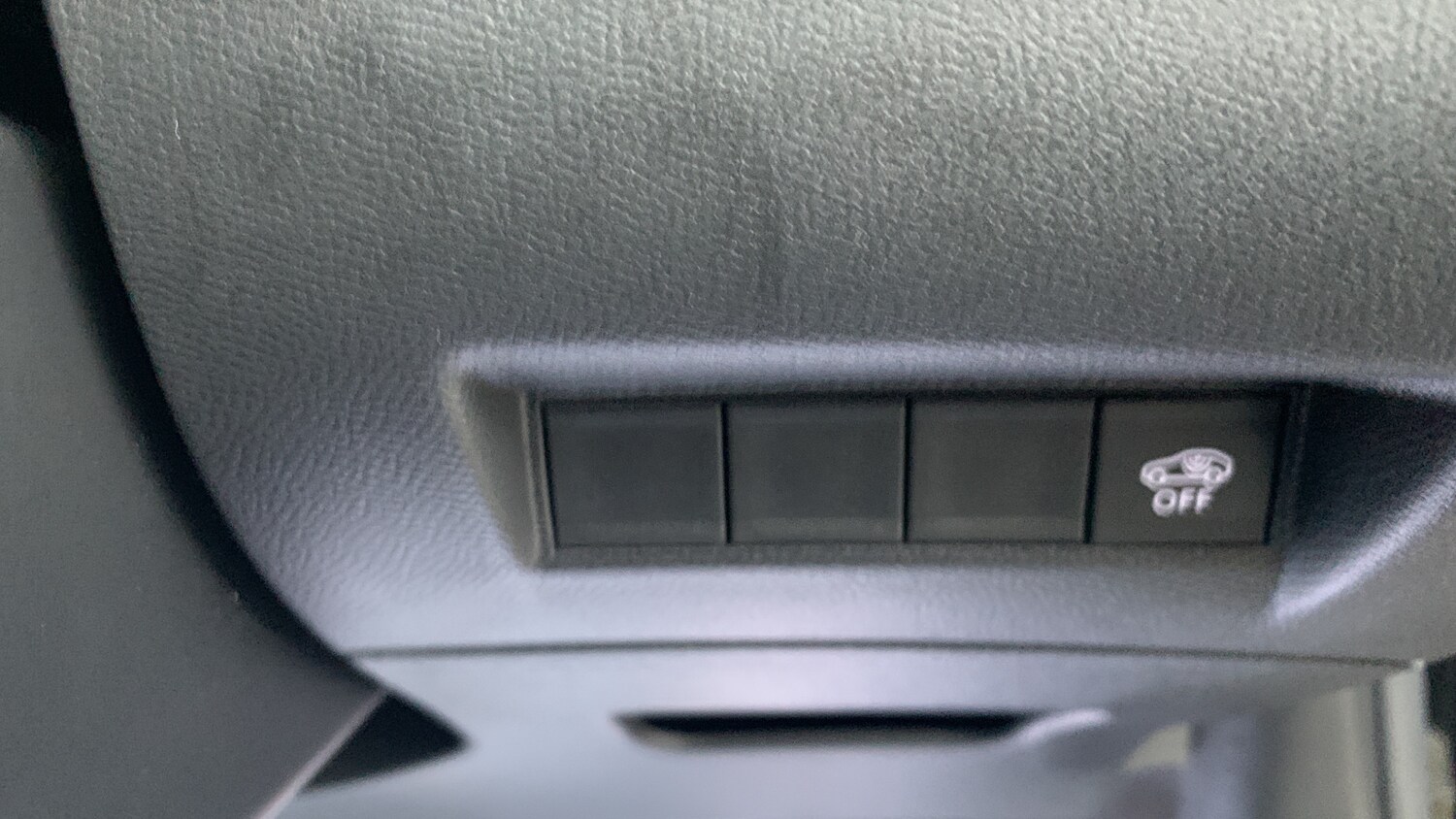 Used Peugeot 2008 2024 for sale - 77176153: Photo 34