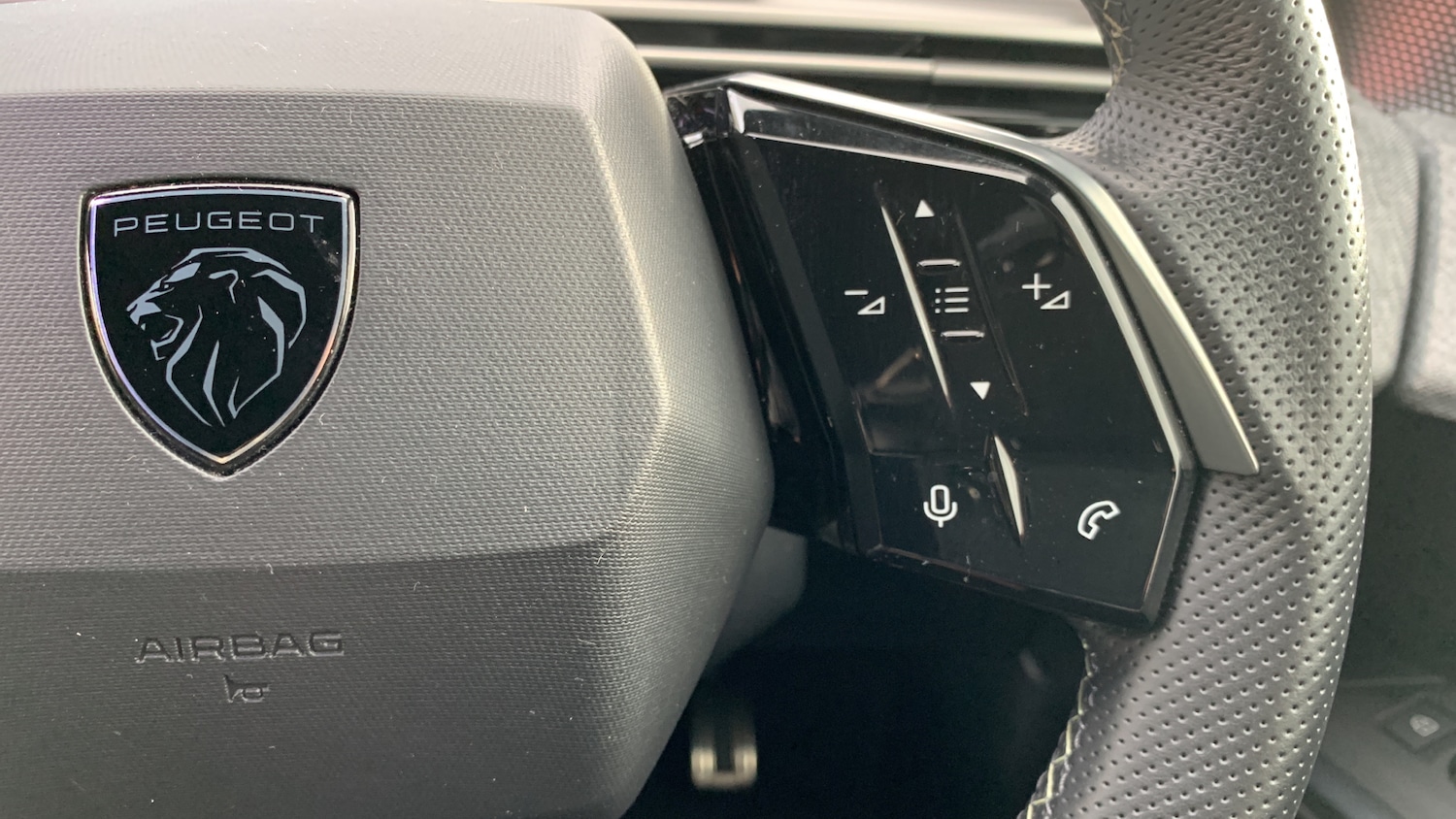 Used Peugeot 3008 2024 for sale - 76359094: Photo 24