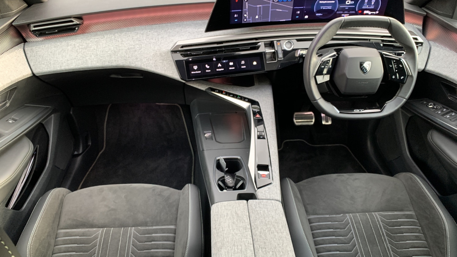 Used Peugeot 3008 2024 for sale - 76359094: Photo 4