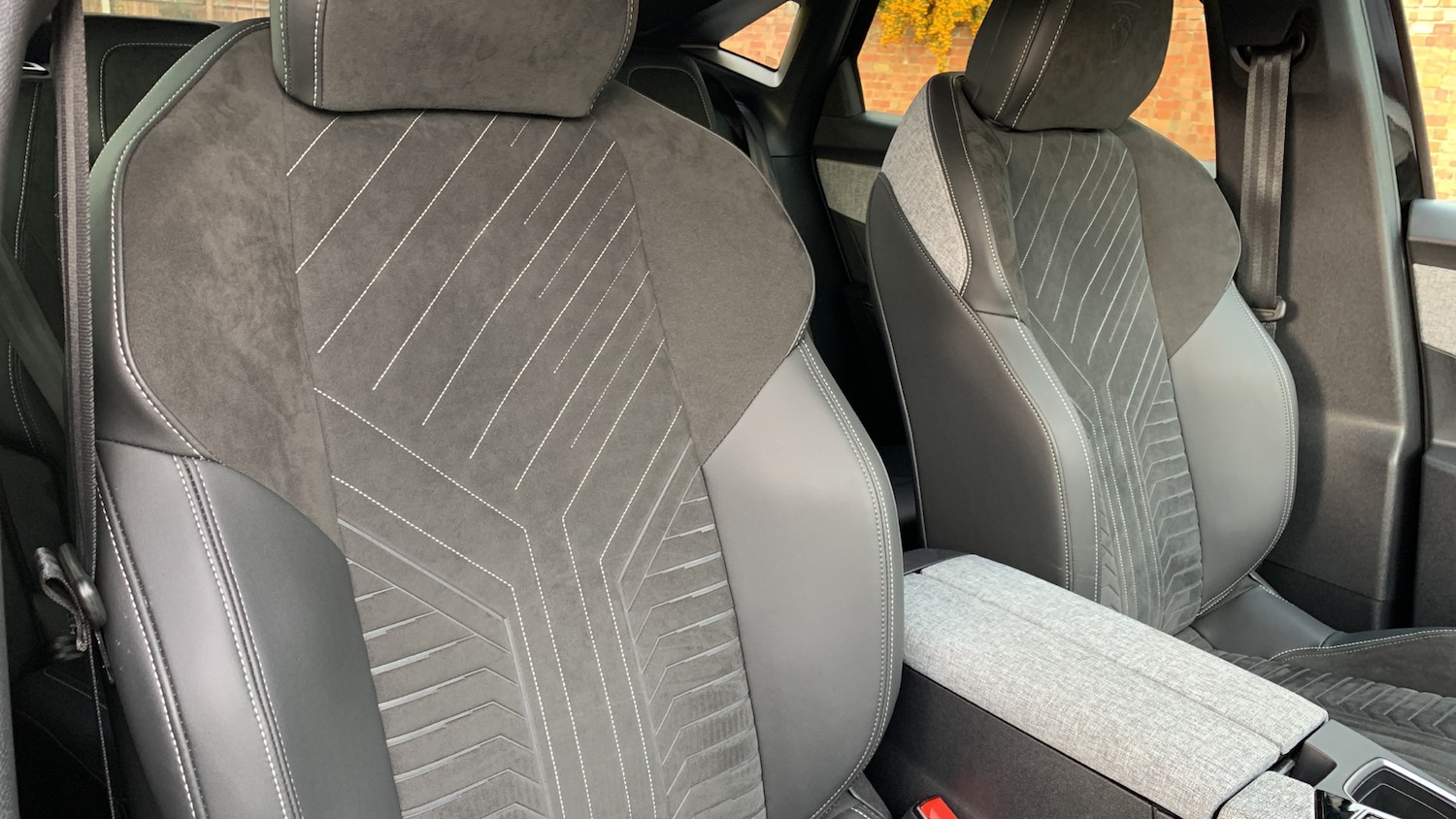 Used Peugeot 3008 2024 for sale - 76359094: Photo 42