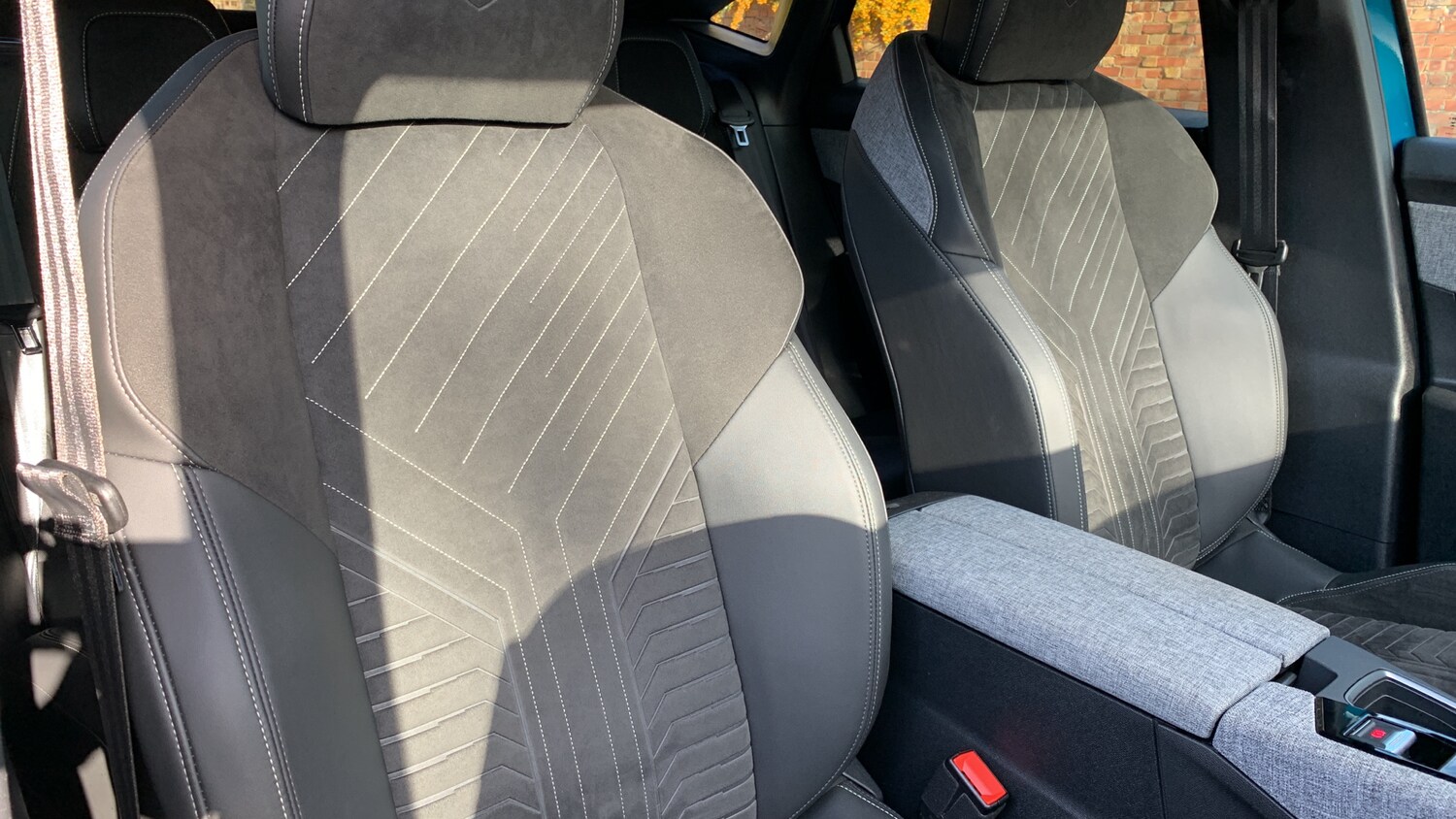 Used Peugeot 3008 2024 for sale - 76359093: Photo 42