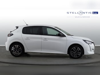 Used Peugeot 208 2023 for sale - 75610287: Photo
