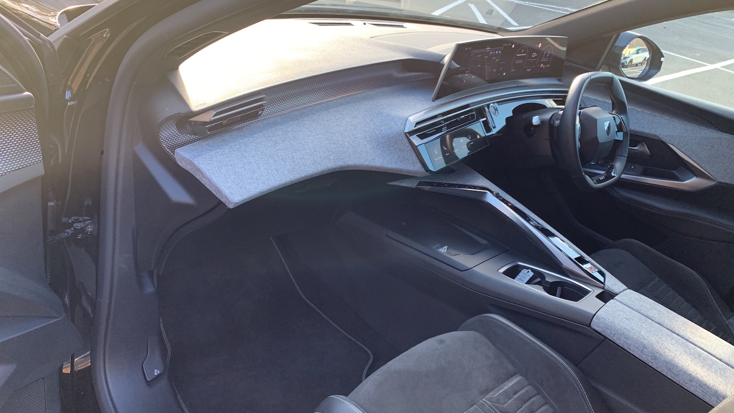 Used Peugeot 3008 2024 for sale - 76419746: Photo 12