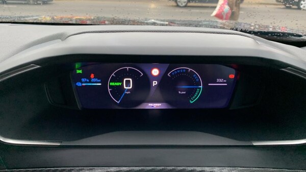 Used Peugeot 2008 2024 for sale - 73184840: Photo 13