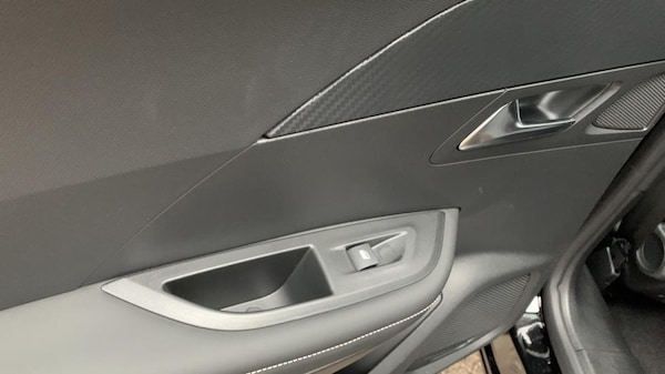 Used Peugeot 2008 2024 for sale - 73184840: Photo 41