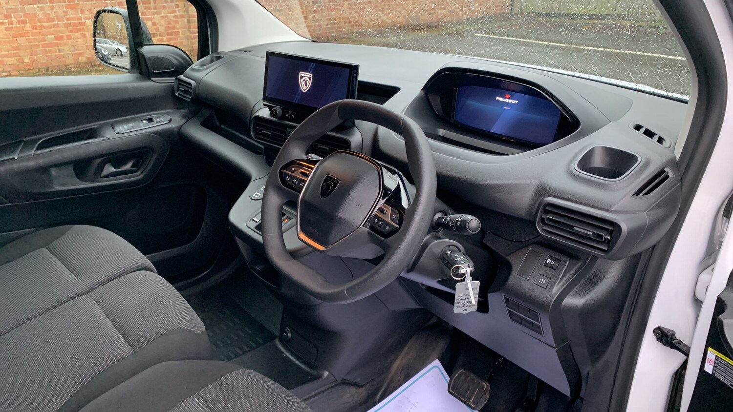 Used Peugeot Partner 2024 for sale - 77332388: Photo 11