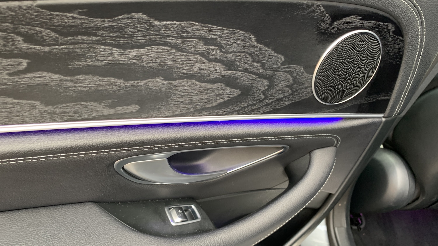 Used Mercedes-Benz E Class 2017 for sale - 76400045: Photo 41