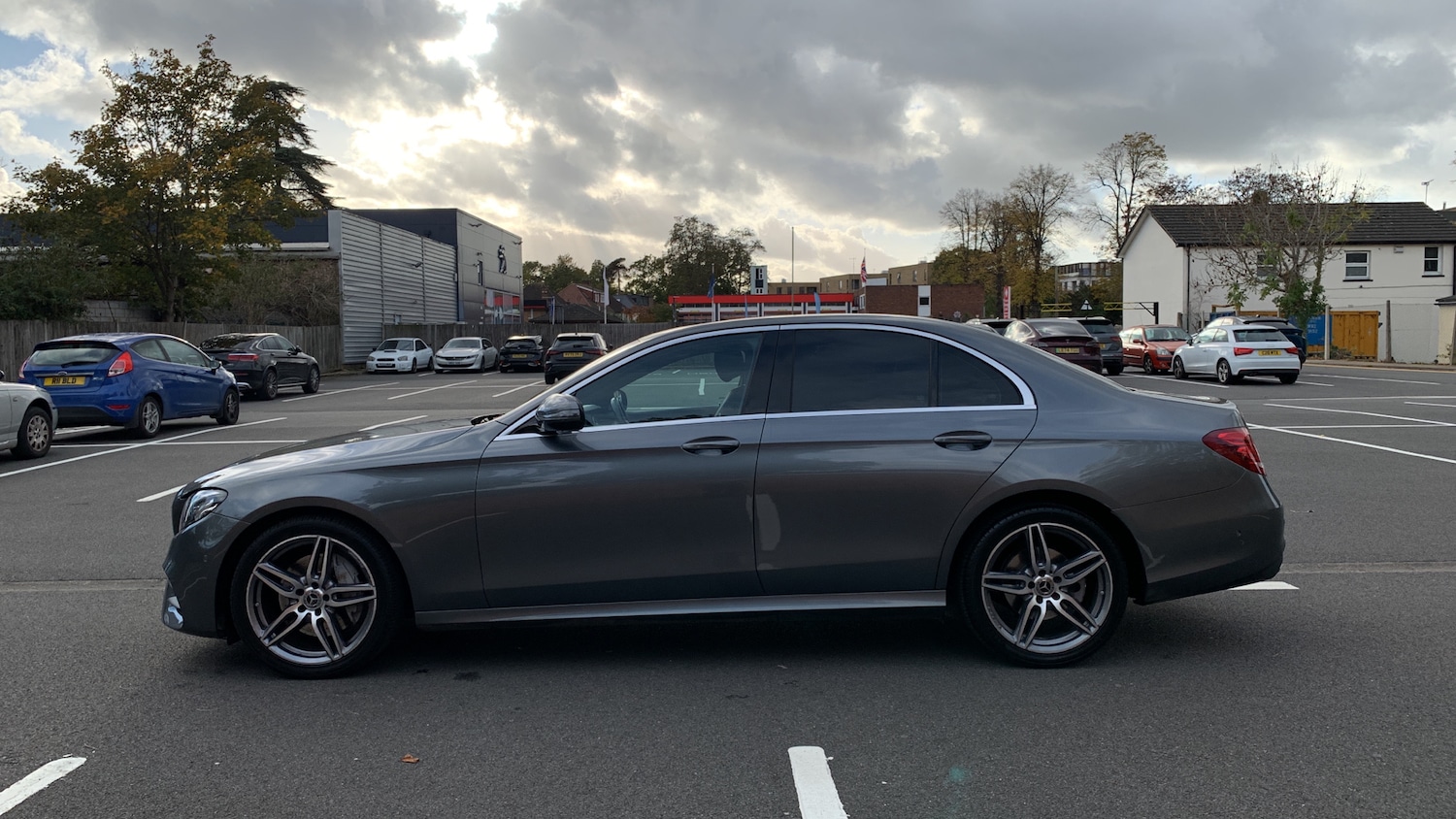 Used Mercedes-Benz E Class 2017 for sale - 76400045: Photo 6