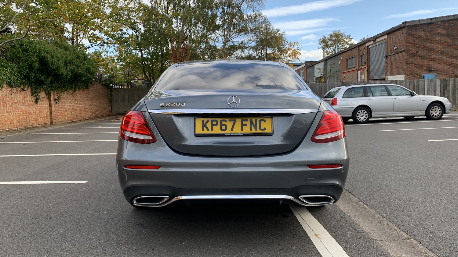 Used Mercedes-Benz E Class 2017 for sale - 76400045: Photo 9