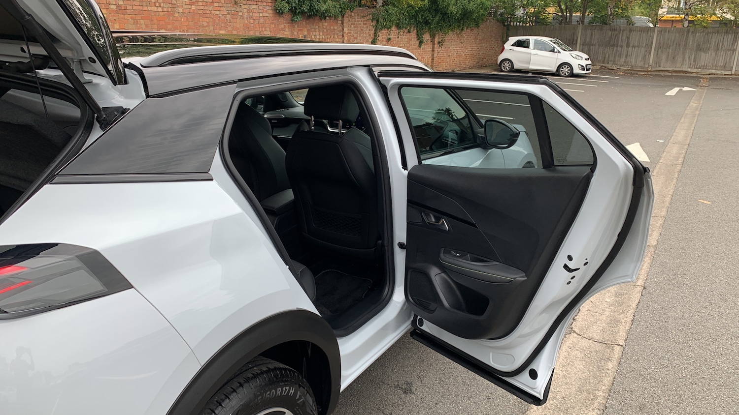 Used Peugeot 2008 2023 for sale - 76123548: Photo 54