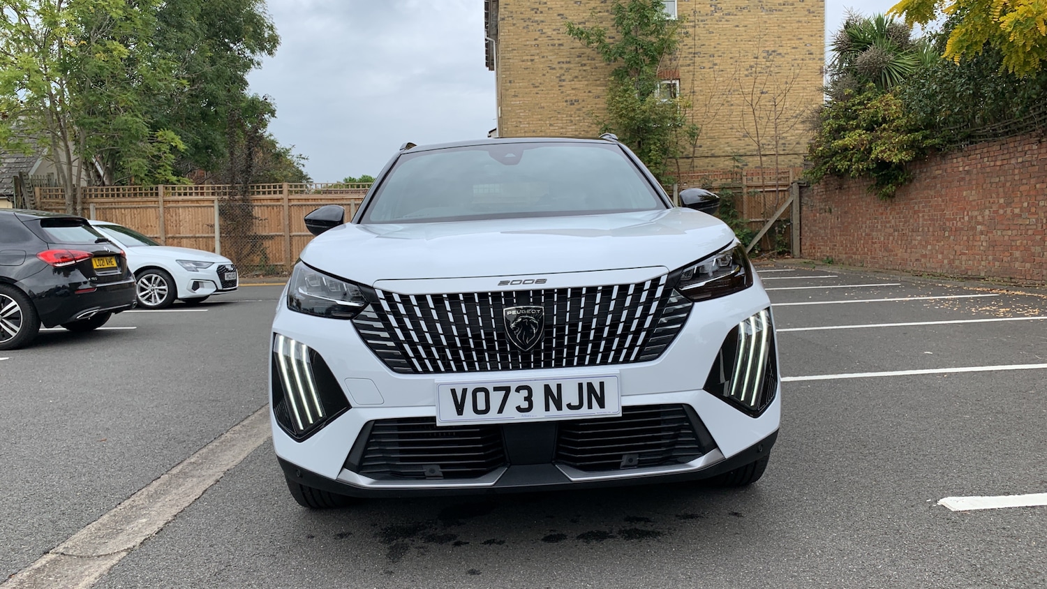 Used Peugeot 2008 2023 for sale - 76123548: Photo 8