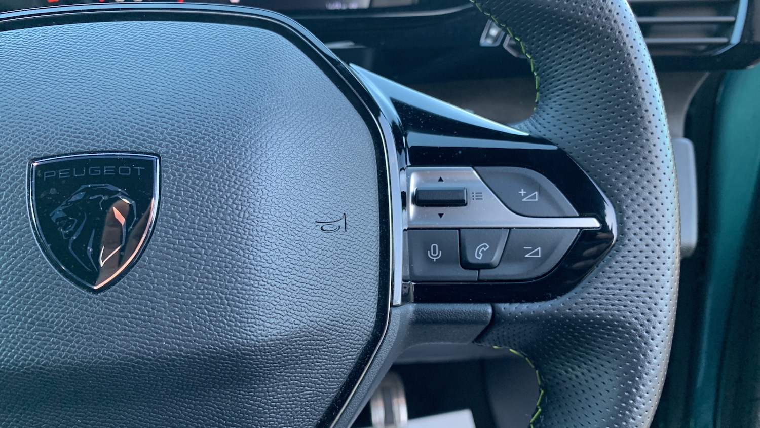 Used Peugeot 308 SW 2023 for sale - 76772551: Photo 24