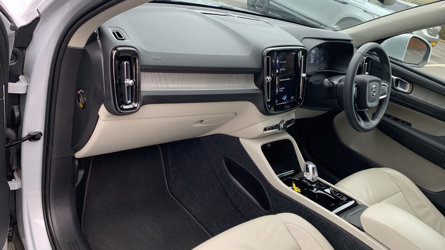 Used Volvo XC40 2022 for sale - 75811422: Photo 12