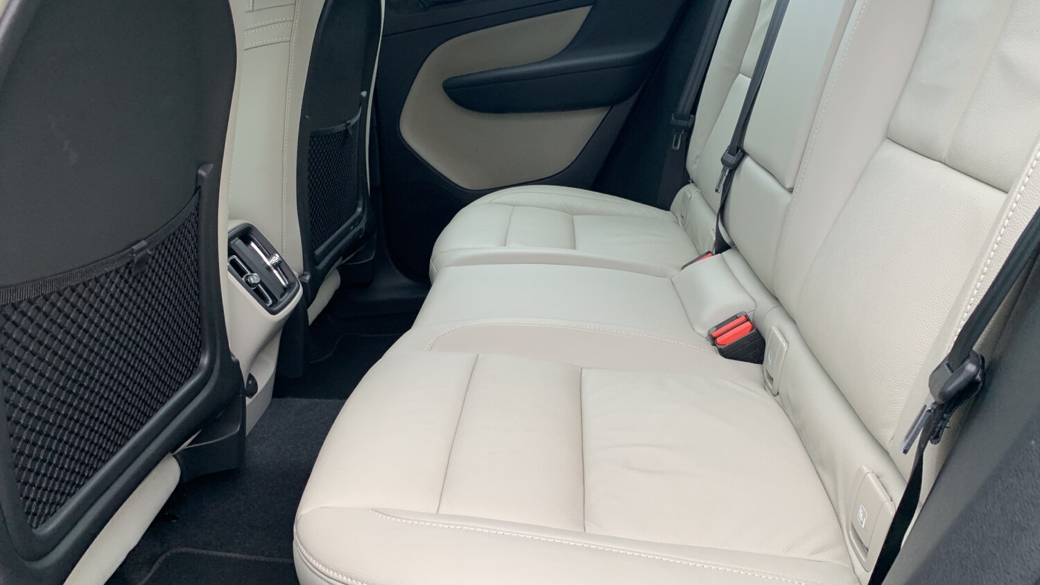 Used Volvo XC40 2022 for sale - 75811422: Photo 33