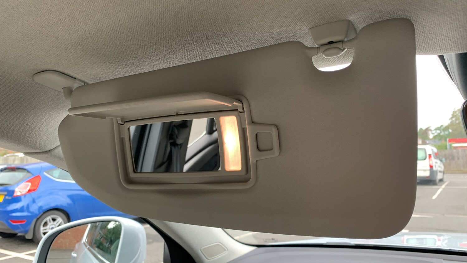 Used Volvo XC40 2022 for sale - 75811422: Photo 36