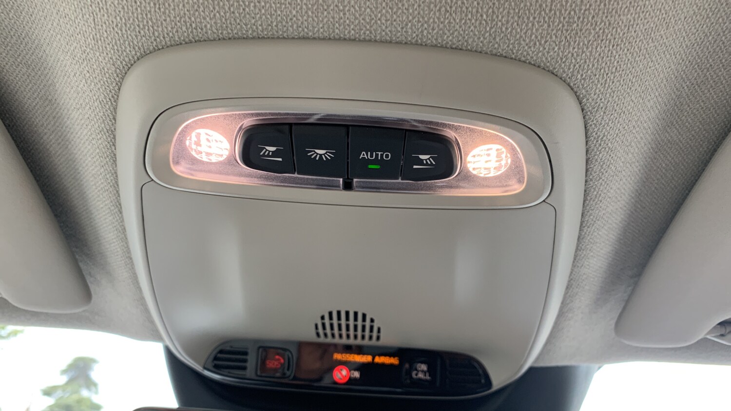 Used Volvo XC40 2022 for sale - 75811422: Photo 39