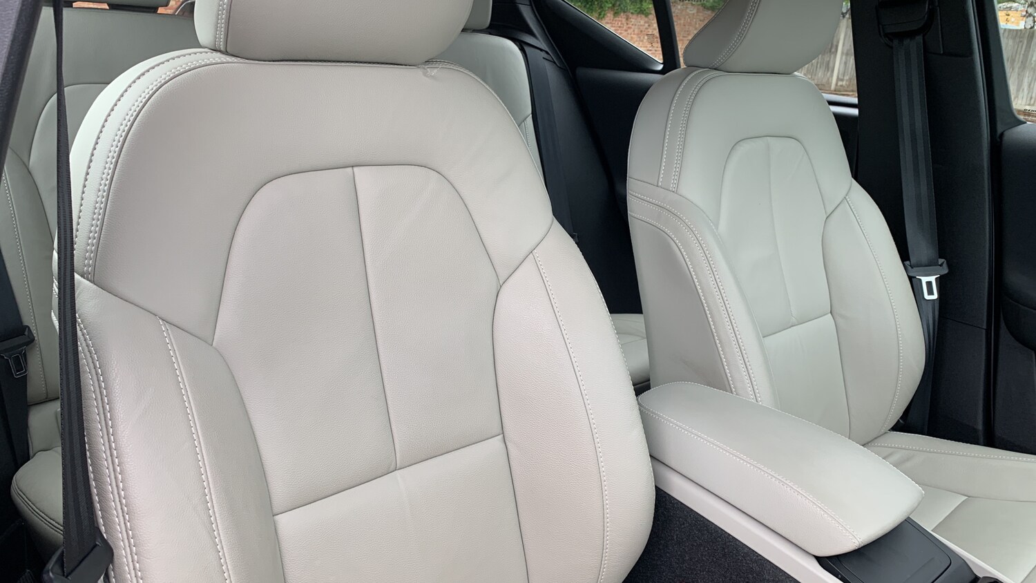 Used Volvo XC40 2022 for sale - 75811422: Photo 42