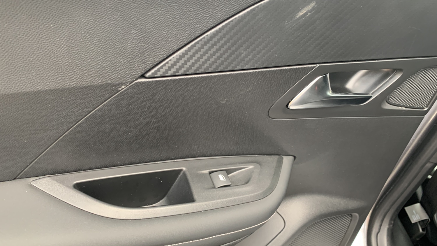 Used Peugeot 2008 2024 for sale - 76574311: Photo 41