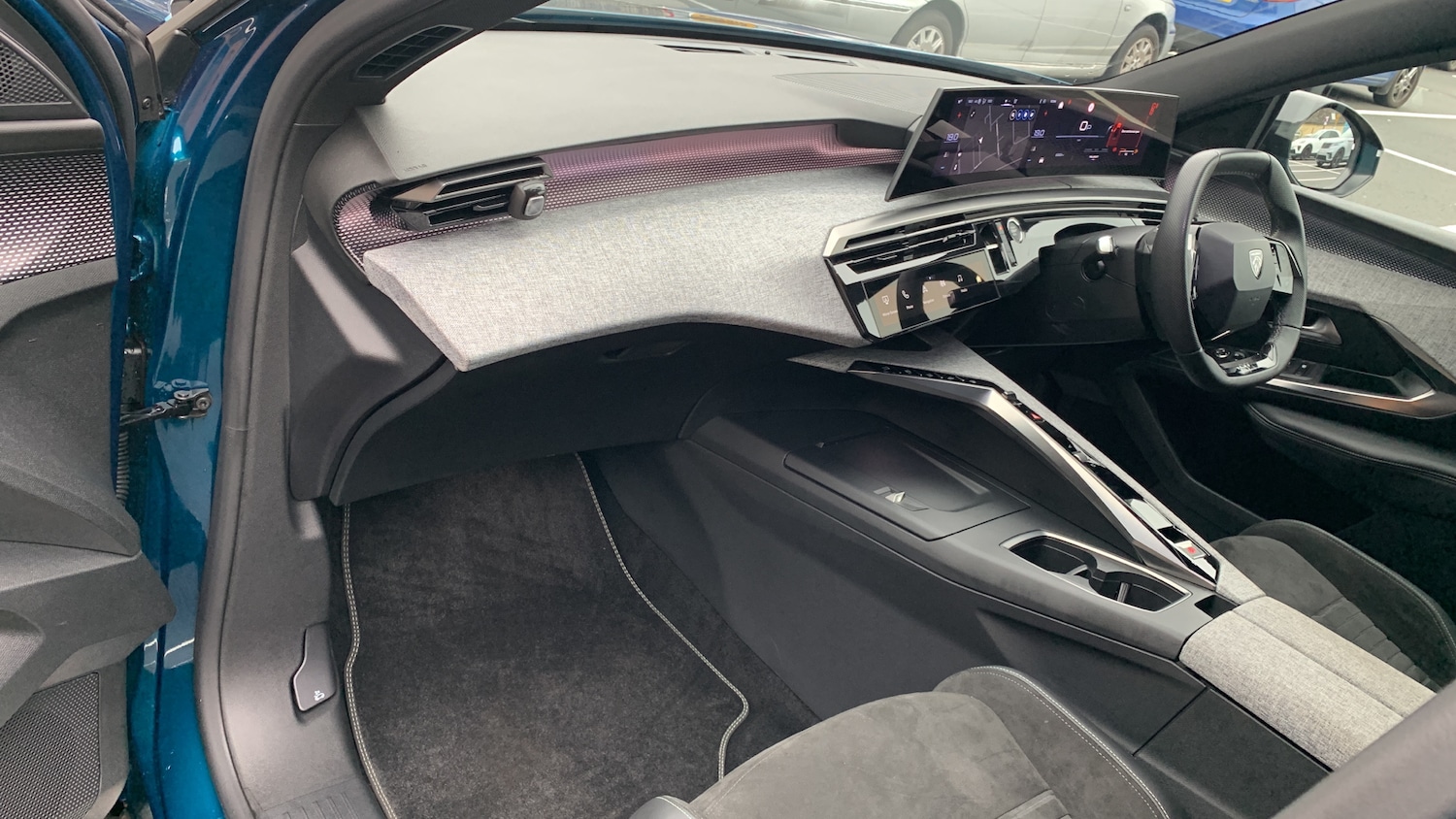 Used Peugeot 3008 2024 for sale - 76241094: Photo 12