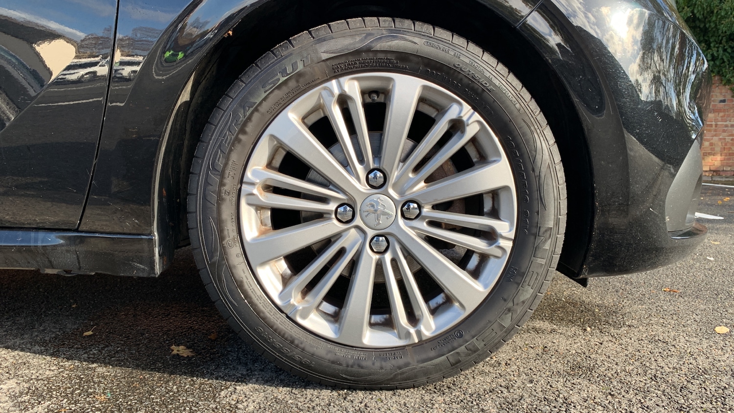 Used Peugeot 208 2017 for sale - 76500502: Photo 17