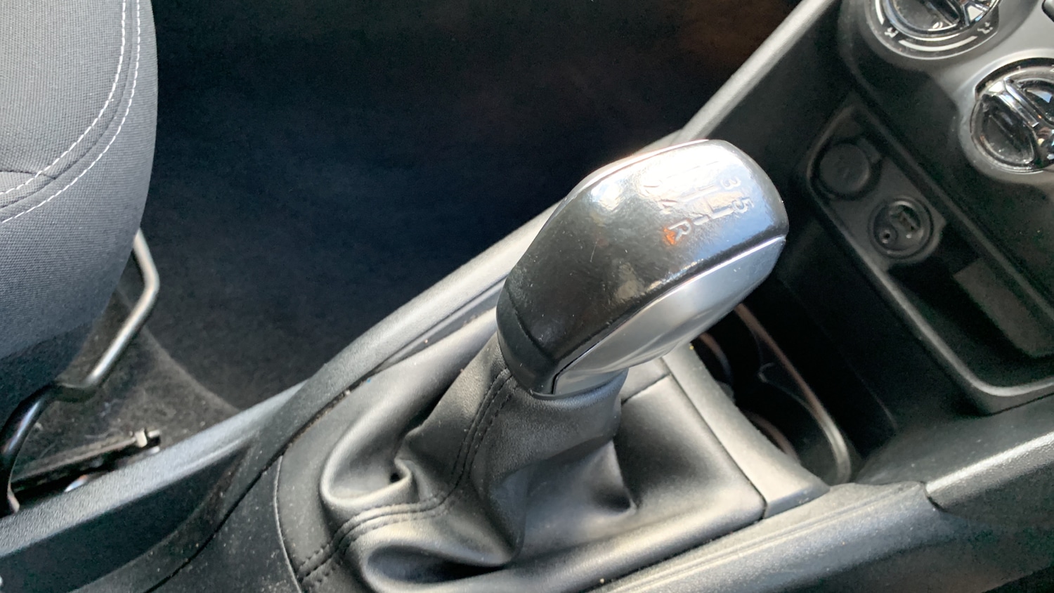 Used Peugeot 208 2017 for sale - 76500502: Photo 20