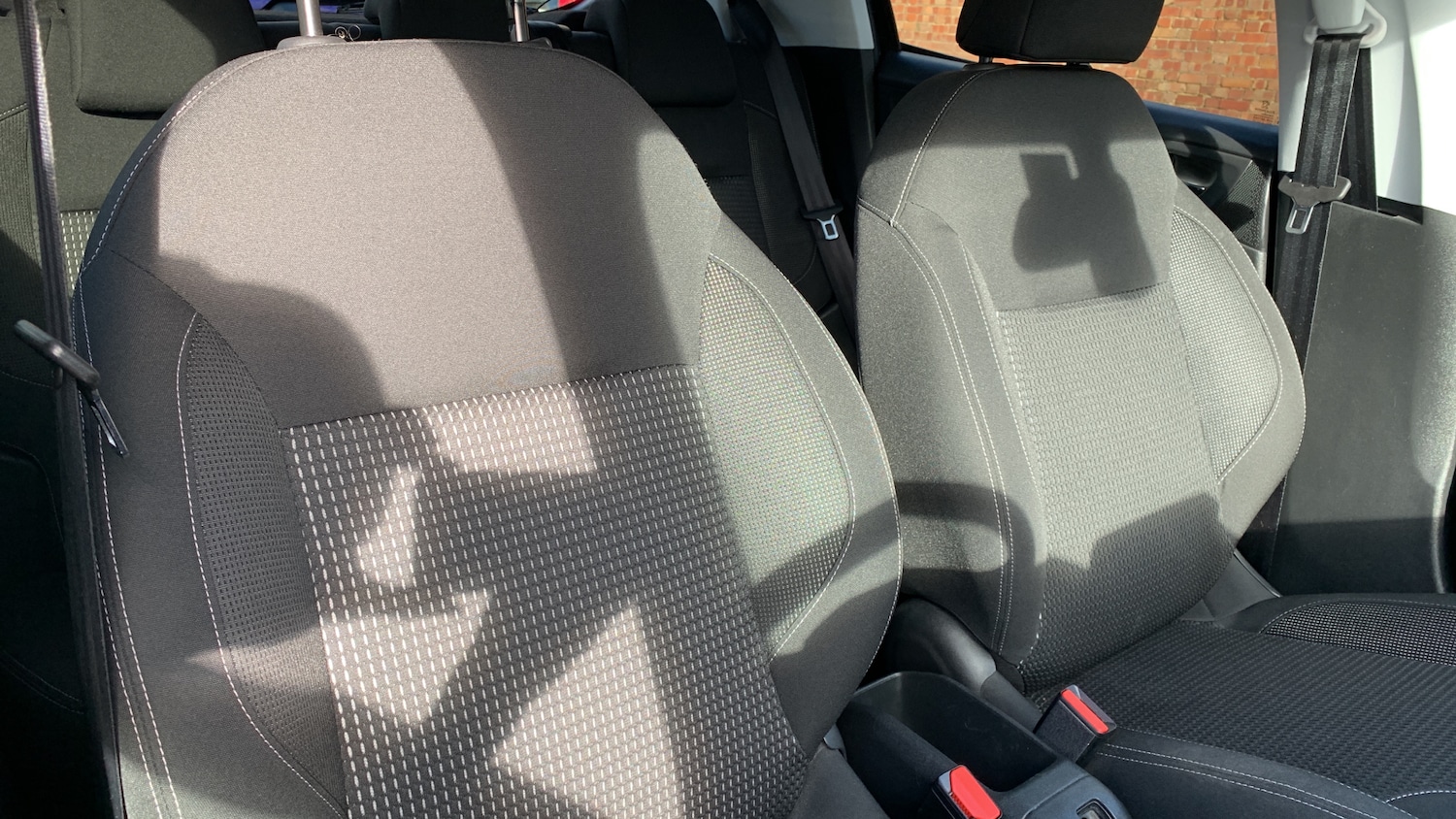 Used Peugeot 208 2017 for sale - 76500502: Photo 42