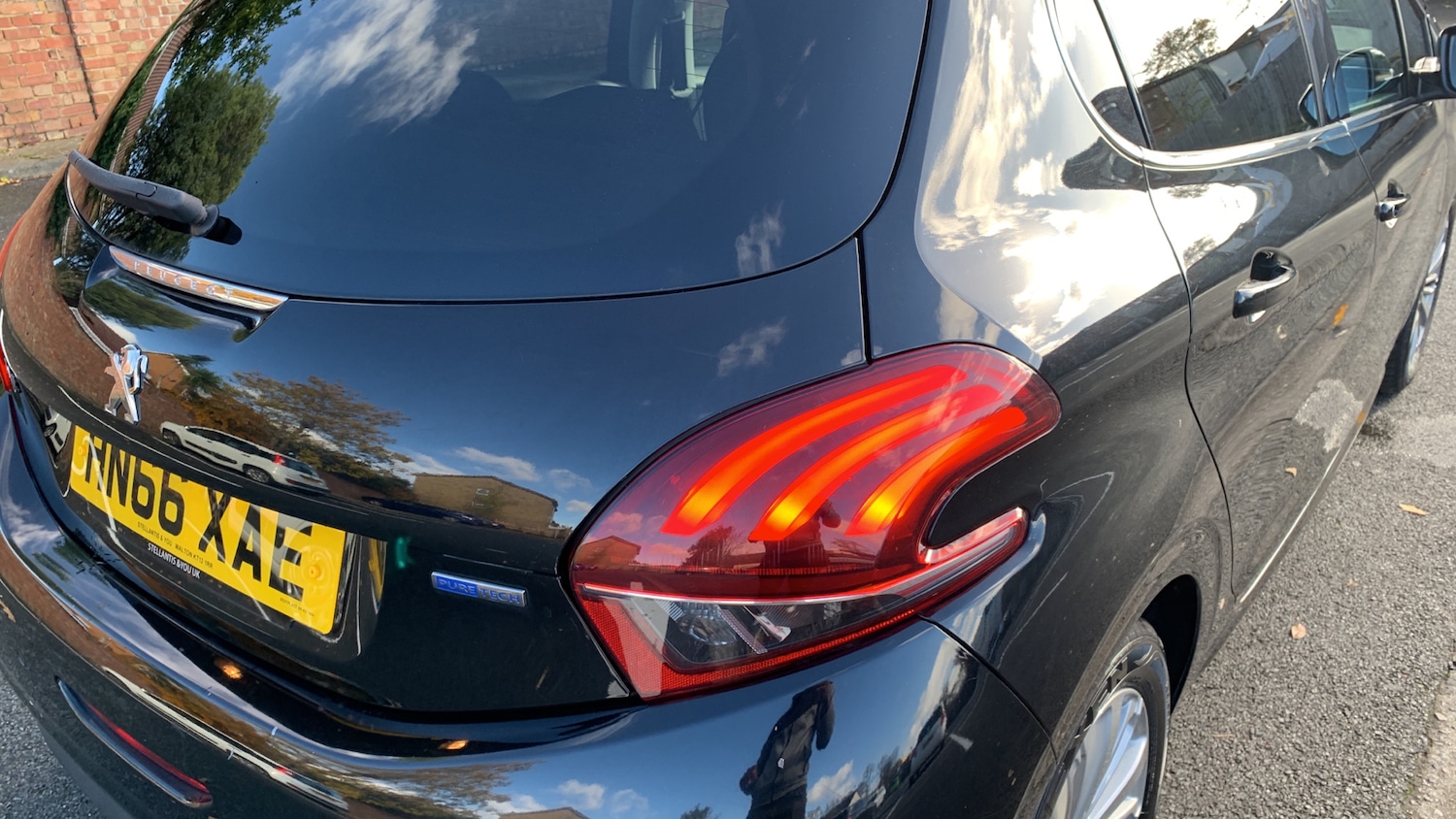 Used Peugeot 208 2017 for sale - 76500502: Photo 45