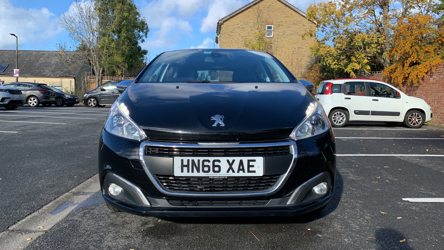 Used Peugeot 208 2017 for sale - 76500502: Photo 8