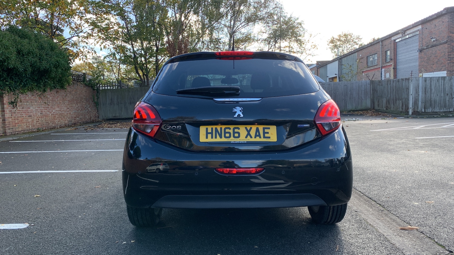 Used Peugeot 208 2017 for sale - 76500502: Photo 9