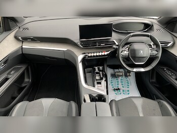 Used Peugeot 3008 2024 for sale - 76296626: Photo 4