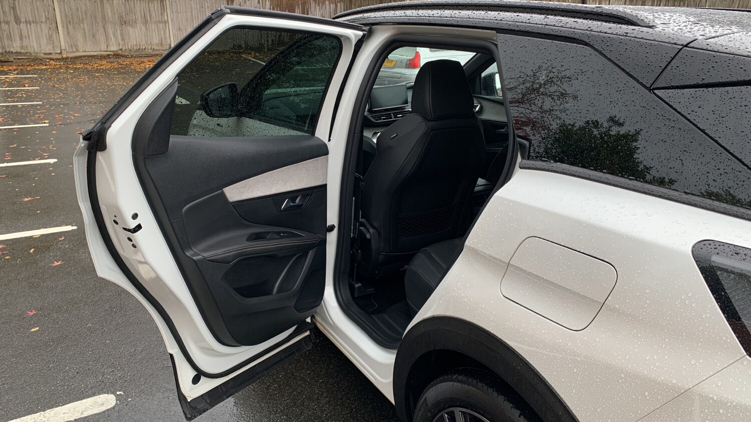 Used Peugeot 3008 2024 for sale - 76296626: Photo 54