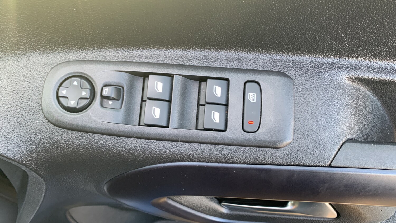 Used Peugeot Rifter 2021 for sale - 76574240: Photo 22